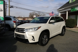 Used 2018  Toyota Highlander V6 AWD &lpar;Natl&rpar; at Auto Finance Center near Matthews&comma; NC