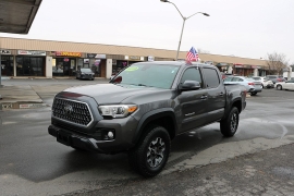 Used 2019  Toyota Tacoma 4WD Double Cab 5' Bed V6 &lpar;Natl&rpar; at Auto Finance Center near Matthews&comma; NC