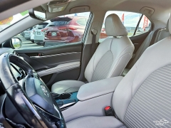 Used 2019  Toyota Camry Auto &lpar;Natl&rpar; at Auto Finance Center near Matthews&comma; NC