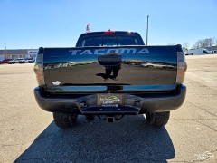 Used 2014  Toyota Tacoma 4WD Double Cab V6 &lpar;Natl&rpar; at Auto Finance Center near Matthews&comma; NC