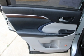 Used 2015  Toyota Highlander AWD 4dr V6 Limited &lpar;Natl&rpar; at Auto Finance Center near Matthews&comma; NC