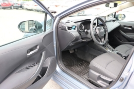 Used 2020 Toyota Corolla 4d Sedan LE at Auto Finance Center near Matthews, NC