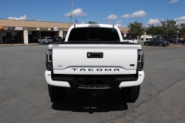 Used 2020  Toyota Tacoma 4WD Double Cab 5' Bed V6 &lpar;Natl&rpar; at Auto Finance Center near Matthews&comma; NC