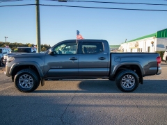 Used 2016  Toyota Tacoma 4WD Double Cab V6 (Natl) at Auto Finance Center near Matthews, NC