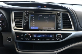 Used 2019  Toyota Highlander V6 FWD &lpar;Natl&rpar; at Auto Finance Center near Matthews&comma; NC
