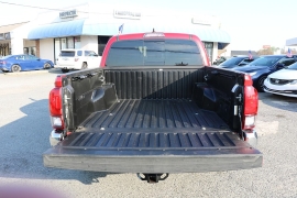 Used 2020  Toyota Tacoma 2WD Double Cab 5' Bed V6 AT &lpar;Natl&rpar; at Auto Finance Center near Matthews&comma; NC