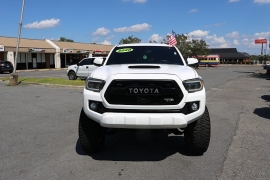 Used 2020  Toyota Tacoma 4WD Double Cab 5' Bed V6 &lpar;Natl&rpar; at Auto Finance Center near Matthews&comma; NC