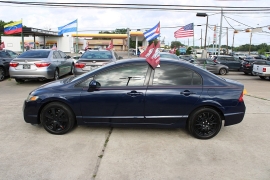 Used 2010  Honda Civic Sedan 4d LX Auto at Auto Finance Center near Matthews&comma; NC