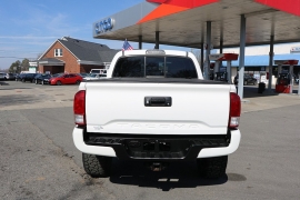 Used 2017  Toyota Tacoma Double Cab 5' Bed V6 4x2 AT &lpar;Natl&rpar; at Auto Finance Center near Matthews&comma; NC