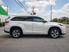 Used 2018 Toyota Highlander Limited V6 FWD (Natl) at Auto Finance Center near Matthews, NC
