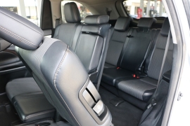 Used 2015  Toyota Highlander FWD 4dr V6 LE &lpar;Natl&rpar; at Auto Finance Center near Matthews&comma; NC