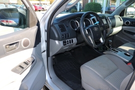Used 2013  Toyota Tacoma 2WD Double Cab PreRunner V6 Short Bed at Auto Finance Center near Matthews, NC