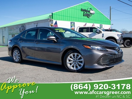 2018 Toyota Camry LE's photo