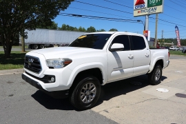Used 2019  Toyota Tacoma 2WD Double Cab 5' Bed V6 AT &lpar;Natl&rpar; at Auto Finance Center near Matthews&comma; NC