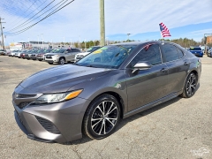 Used 2019  Toyota Camry Auto &lpar;Natl&rpar; at Auto Finance Center near Matthews&comma; NC