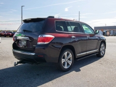 Used 2011  Toyota Highlander 4d SUV AWD Limited at Auto Finance Center near Matthews, NC