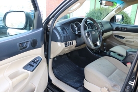 Used 2015  Toyota Tacoma 2WD Double Cab I4 AT PreRunner &lpar;Natl&rpar; at Auto Finance Center near Matthews&comma; NC