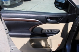 Used 2016  Toyota Highlander AWD 4dr V6 Limited &lpar;Natl&rpar; at Auto Finance Center near Matthews&comma; NC