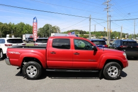 Used 2014  Toyota Tacoma 4WD Double Cab V6 &lpar;Natl&rpar; at Auto Finance Center near Matthews&comma; NC