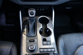 Used 2021  Toyota Highlander AWD &lpar;Natl&rpar; at Auto Finance Center near Matthews&comma; NC