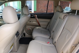 Used 2009  Toyota Highlander 4WD 4dr V6 Limited (Natl) at Auto Finance Center near Matthews, NC