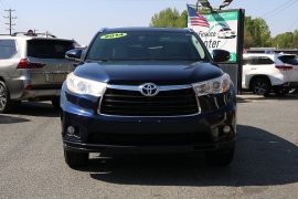 Used 2014 Toyota Highlander AWD 4dr V6 XLE (Natl) at Auto Finance Center near Matthews, NC