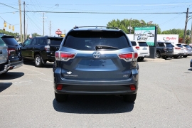 Used 2014 Toyota Highlander FWD 4dr V6 XLE (Natl) at Auto Finance Center near Matthews, NC