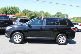 Used 2012 Toyota Highlander FWD 4dr I4 (Natl) at Auto Finance Center near Matthews, NC