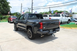 Used 2024  Toyota Tacoma 4WD Double Cab Bed &lpar;Natl&rpar; at Auto Finance Center near Matthews&comma; NC