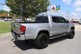 Used 2019  Toyota Tacoma 2WD Double Cab 5' Bed V6 AT &lpar;Natl&rpar; at Auto Finance Center near Matthews&comma; NC