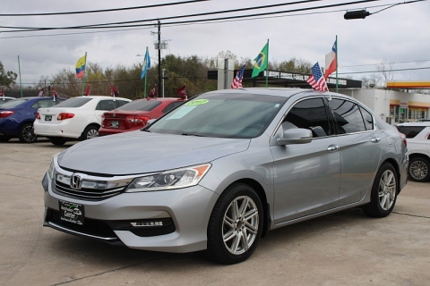 2017 Honda Accord EX-L V-6's photo