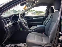 Used 2019 Toyota Highlander LE V6 AWD (Natl) at Auto Finance Center near Matthews, NC