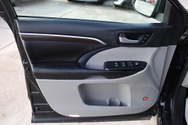 Used 2016  Toyota Highlander AWD 4dr V6 Limited (Natl) at Auto Finance Center near Matthews, NC