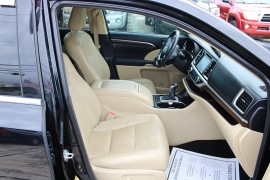 Used 2016  Toyota Highlander FWD 4dr V6 Limited &lpar;Natl&rpar; at Auto Finance Center near Matthews&comma; NC