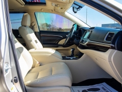 Used 2016  Toyota Highlander FWD 4dr V6 Limited &lpar;Natl&rpar; at Auto Finance Center near Matthews&comma; NC