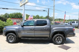 Used 2023  Toyota Tacoma 4WD Double Cab 5' Bed V6 &lpar;Natl&rpar; at Auto Finance Center near Matthews&comma; NC