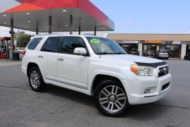 Used 2010  Toyota 4Runner RWD 4dr V6 &lpar;Natl&rpar; at Auto Finance Center near Matthews&comma; NC