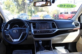 Used 2016  Toyota Highlander AWD 4dr V6 Limited &lpar;Natl&rpar; at Auto Finance Center near Matthews&comma; NC