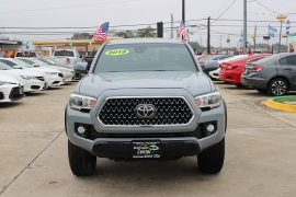 Used 2019  Toyota Tacoma 2WD Double Cab 5' Bed V6 AT &lpar;Natl&rpar; at Auto Finance Center near Matthews&comma; NC
