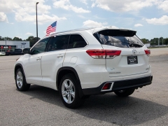 Used 2018 Toyota Highlander Limited V6 FWD (Natl) at Auto Finance Center near Matthews, NC
