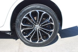 Used 2015  Toyota Corolla 4dr Sdn &lpar;Natl&rpar; at Auto Finance Center near Matthews&comma; NC