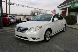 Used 2011  Toyota Avalon 4dr Sdn &lpar;Natl&rpar; at Auto Finance Center near Matthews&comma; NC