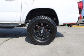 Used 2019  Toyota Tacoma 4WD Double Cab 5' Bed V6 &lpar;Natl&rpar; at Auto Finance Center near Matthews&comma; NC