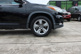 Used 2016  Toyota Highlander FWD 4dr V6 Limited &lpar;Natl&rpar; at Auto Finance Center near Matthews&comma; NC
