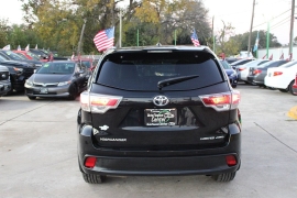 Used 2016  Toyota Highlander AWD 4dr V6 Limited (Natl) at Auto Finance Center near Matthews, NC