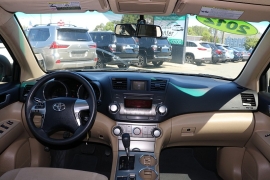 Used 2012 Toyota Highlander FWD 4dr I4 (Natl) at Auto Finance Center near Matthews, NC