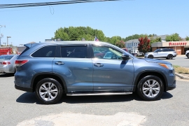 Used 2014 Toyota Highlander FWD 4dr V6 XLE (Natl) at Auto Finance Center near Matthews, NC