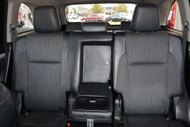 Used 2015  Toyota Highlander FWD 4dr V6 LE &lpar;Natl&rpar; at Auto Finance Center near Matthews&comma; NC