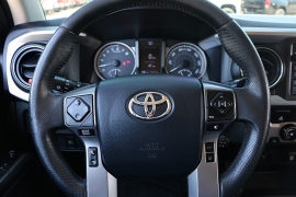 Used 2019  Toyota Tacoma 2WD Double Cab 5' Bed V6 AT &lpar;Natl&rpar; at Auto Finance Center near Matthews&comma; NC