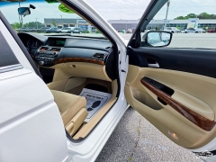 Used 2012  Honda Accord Sedan 4d EX V6 at Auto Finance Center near Matthews&comma; NC